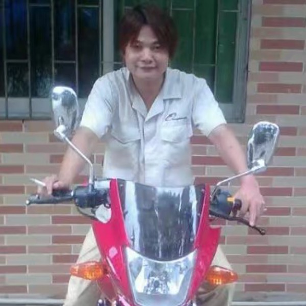 蜡烛还一个人的照片