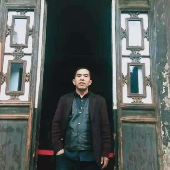 外向那柚子的照片