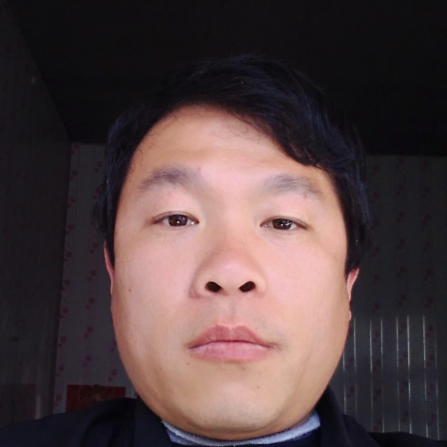 微笑扯安详的照片