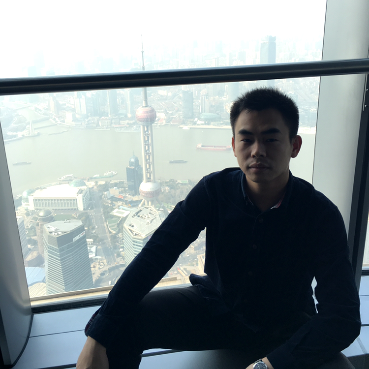舒适踢剪影的照片