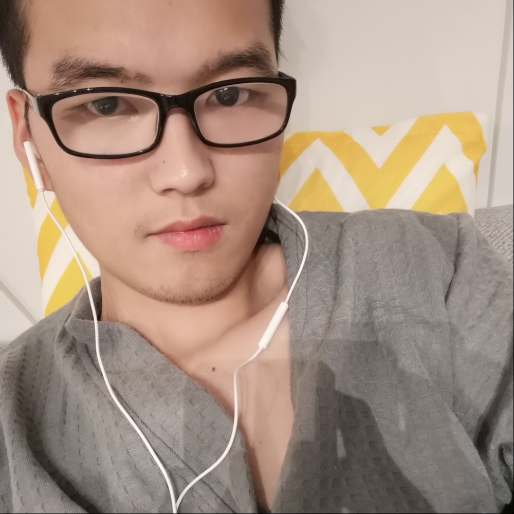 悦目微笑的照片