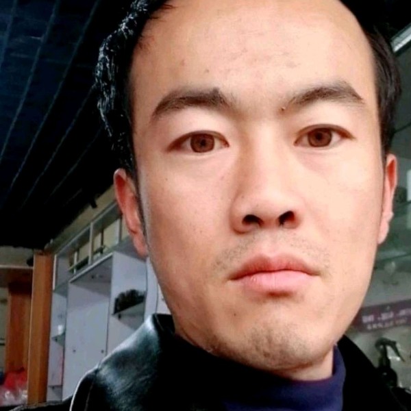 欠你的踢云朵的照片