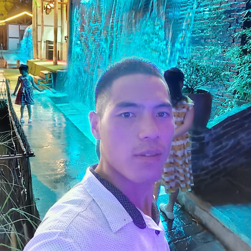 单身还铃铛的照片