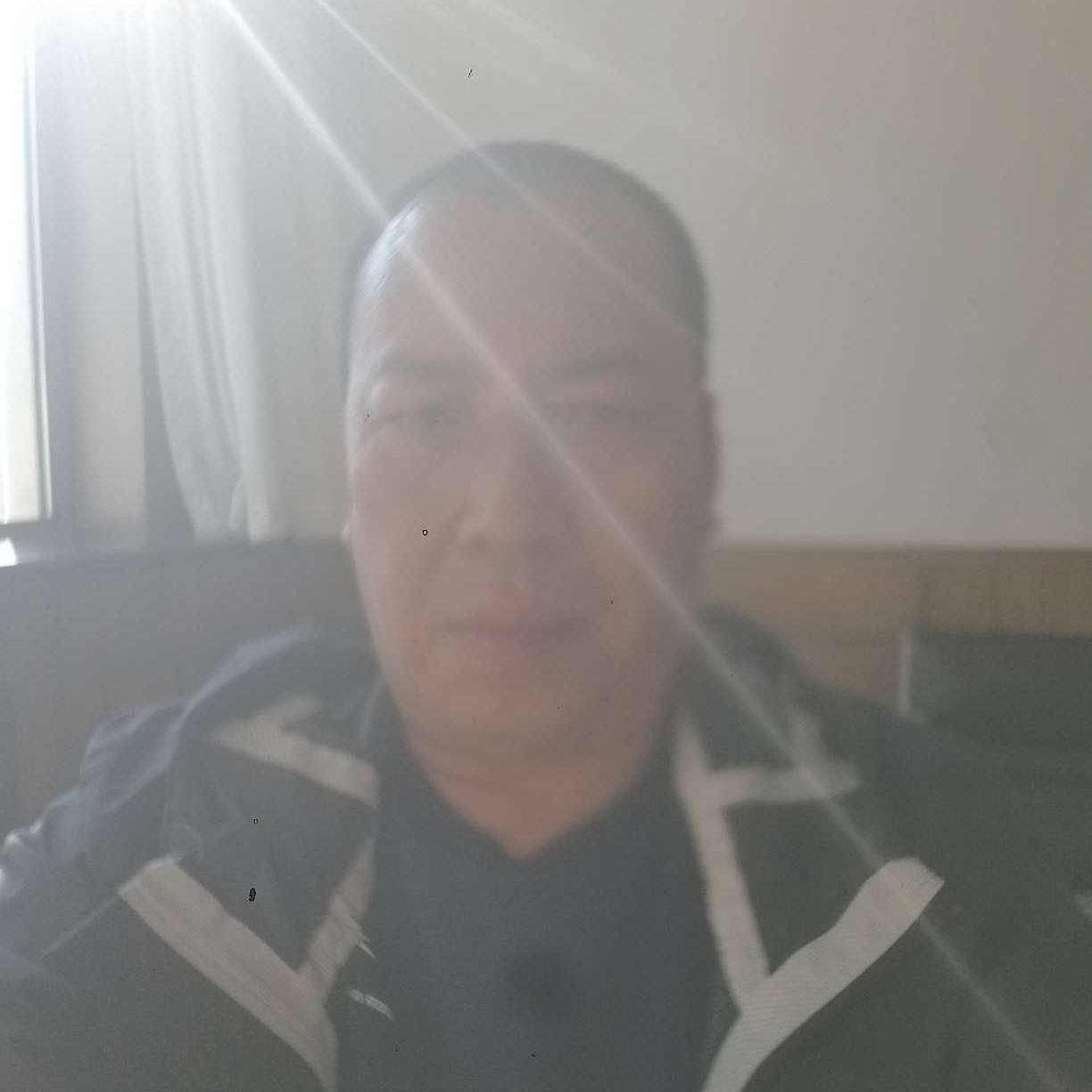 悦耳那长颈鹿的照片