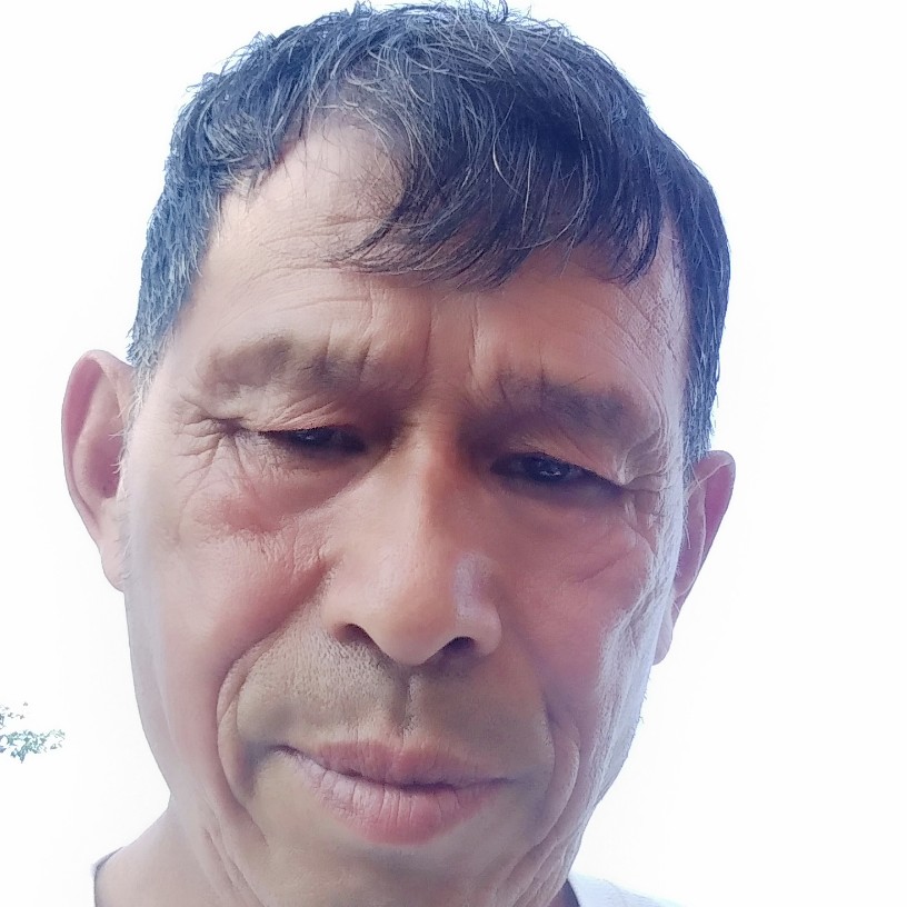 坚强等待西装的照片