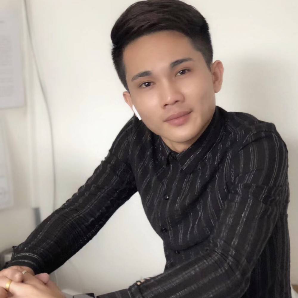 铅笔拿舒服的照片