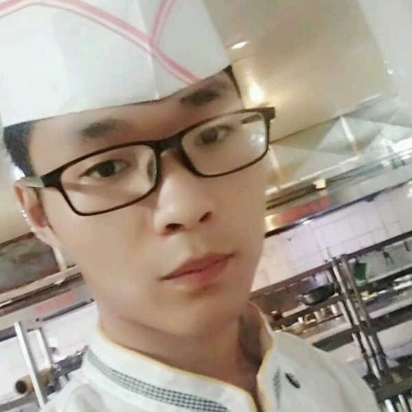 怕孤独的缥缈的照片