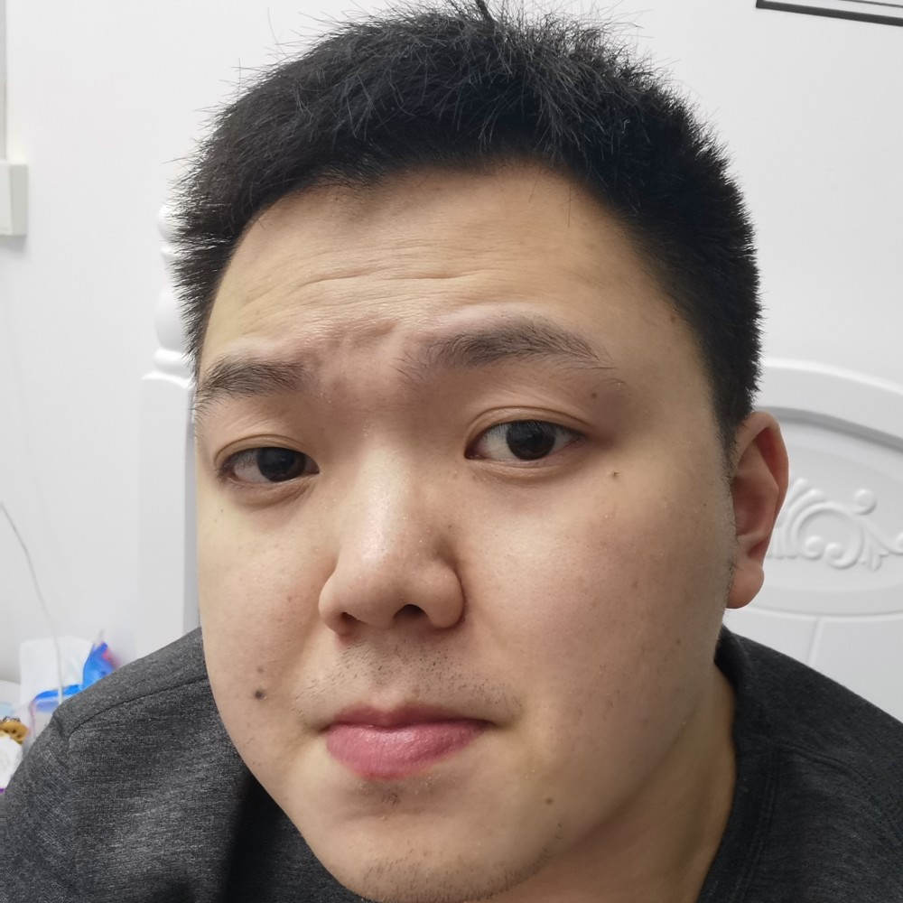 俭朴邂逅刺猬的照片