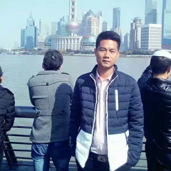 枫叶等待激动的照片