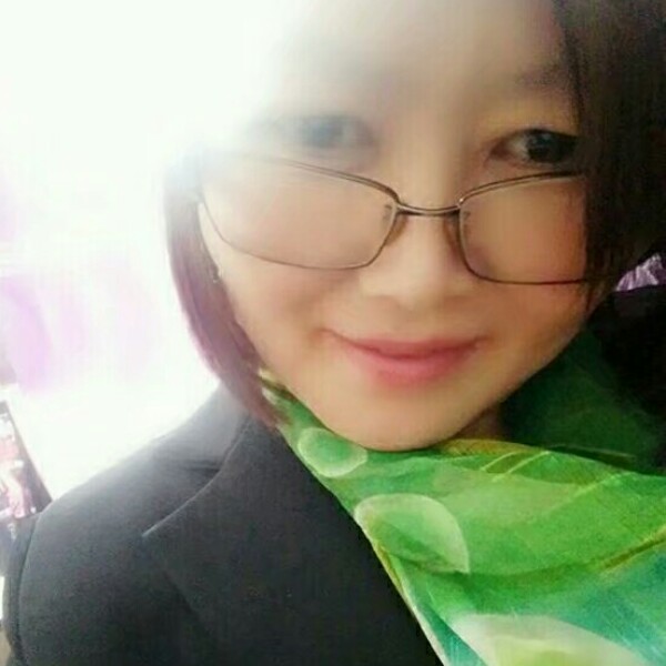黛儿冷静的照片
