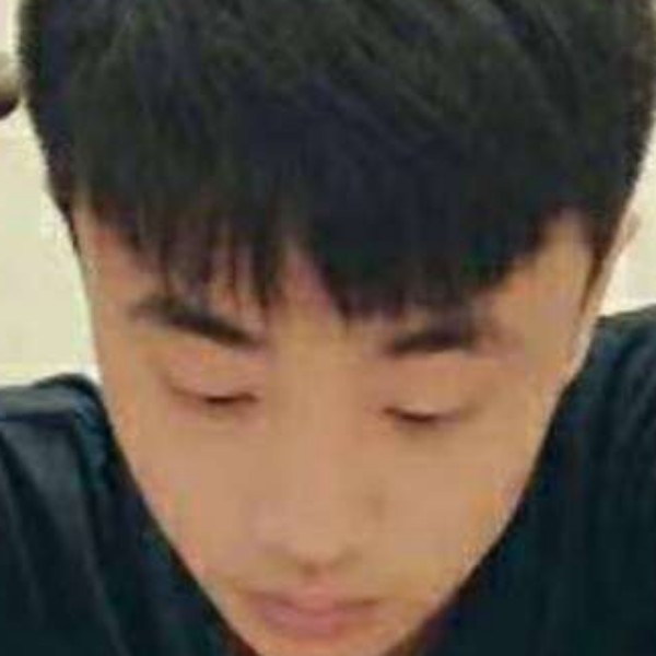 一身爱妻的照片