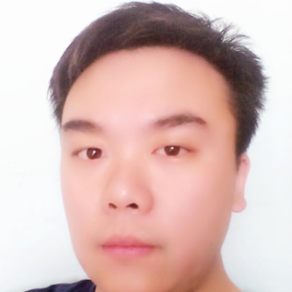 闵楠大王的照片
