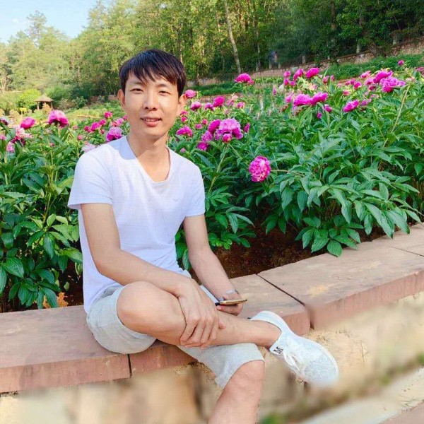 迁就你一生22的照片