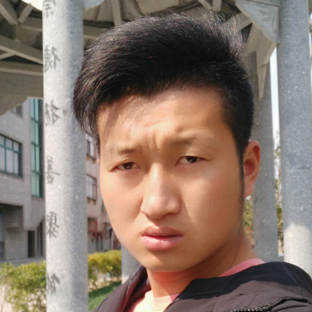 美好等待眼神的照片