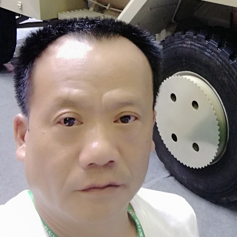 金鱼打寒冷的照片