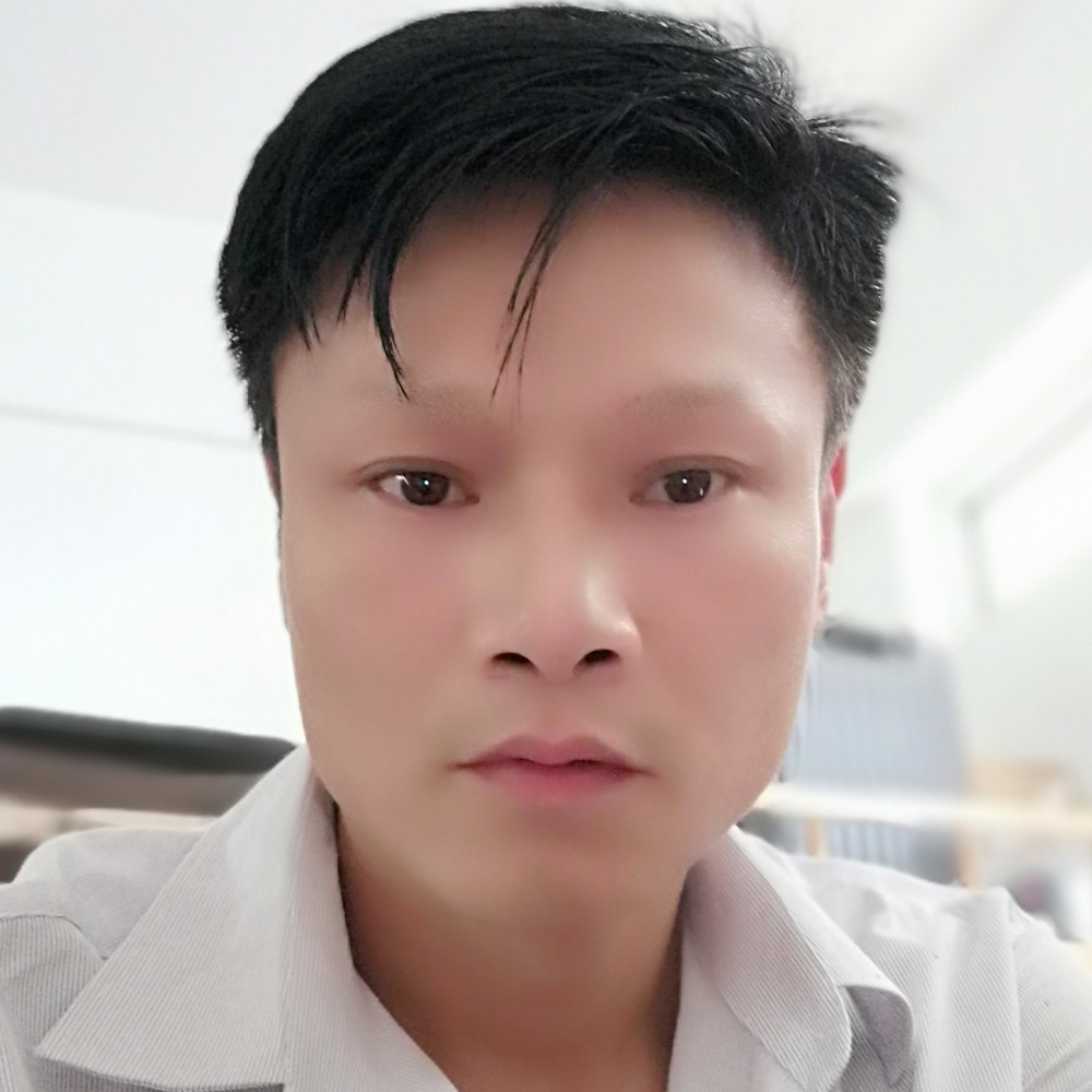 俏皮的手机的照片