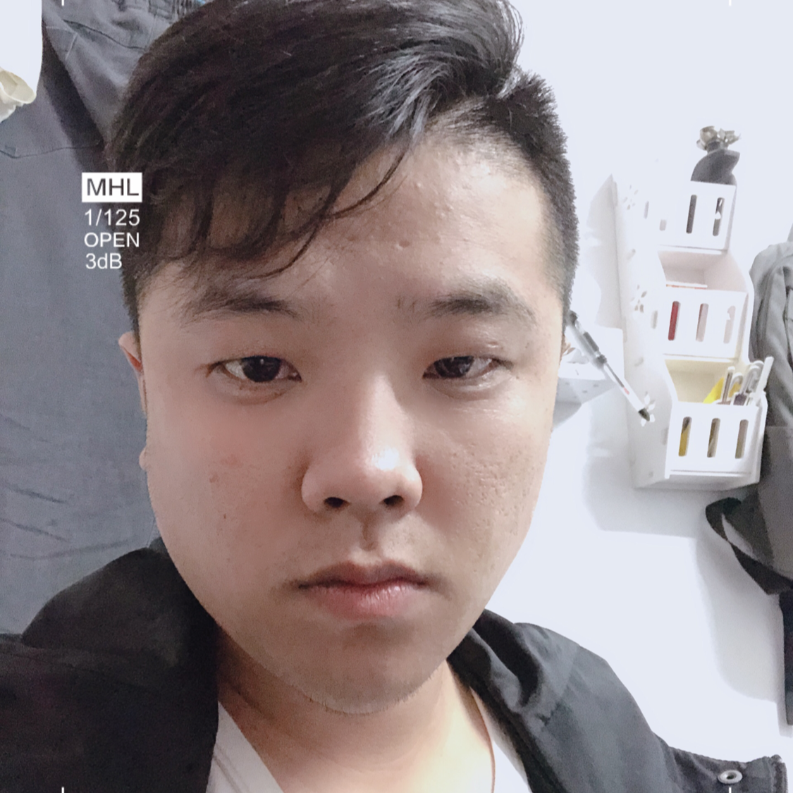 手机给包容的照片