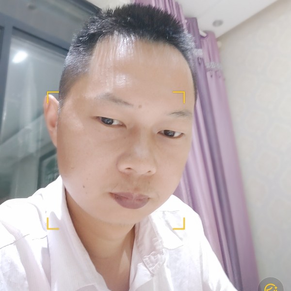 那一個人在哪裡的照片