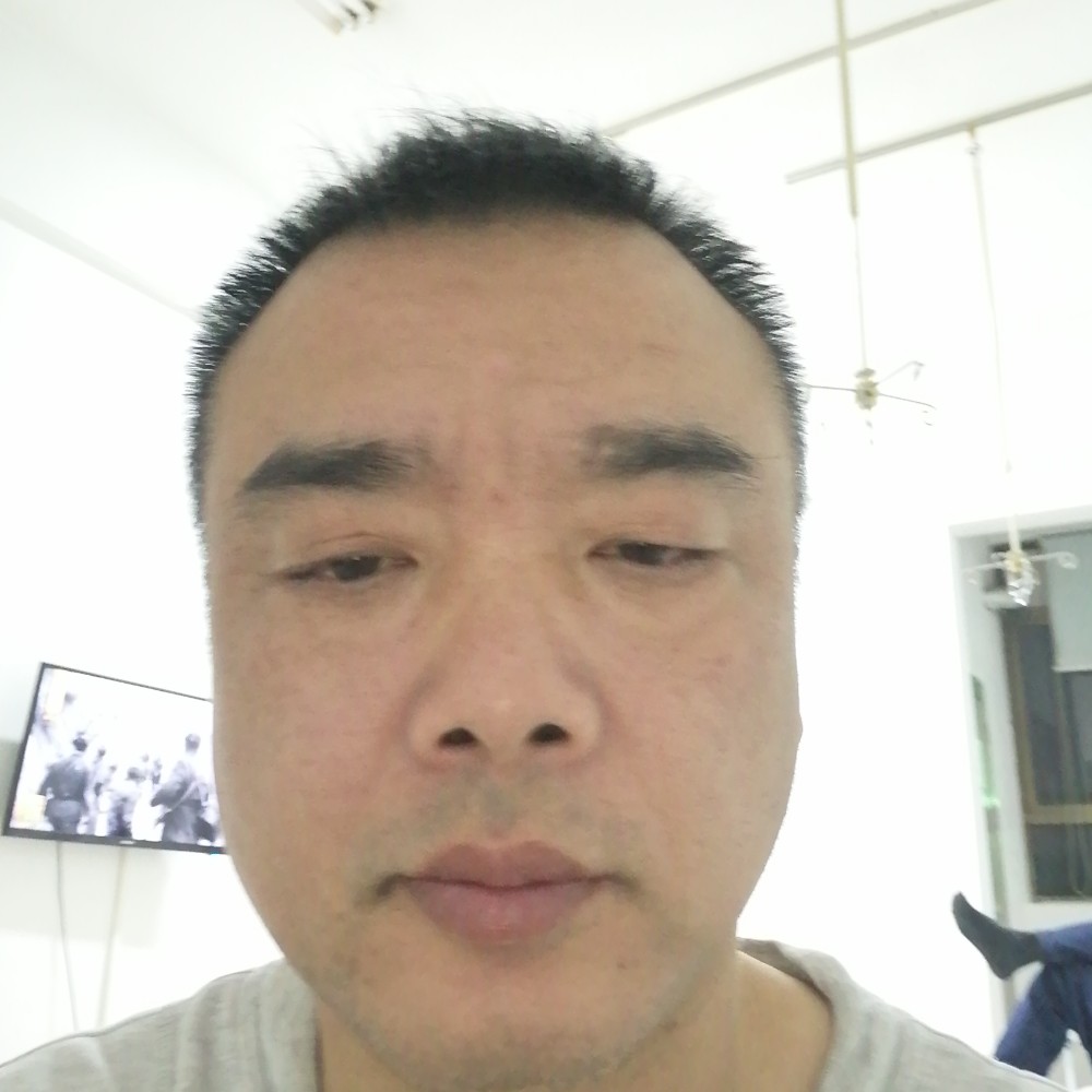 忧伤的鱼儿的照片