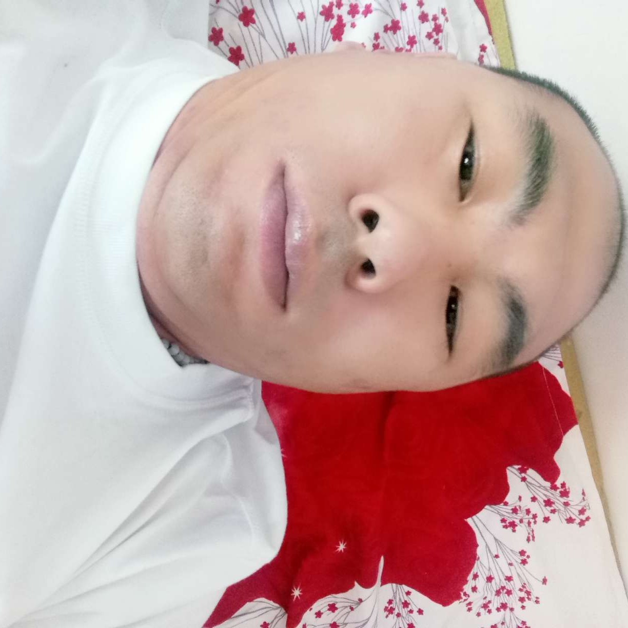 积极蹁跹保温杯的照片