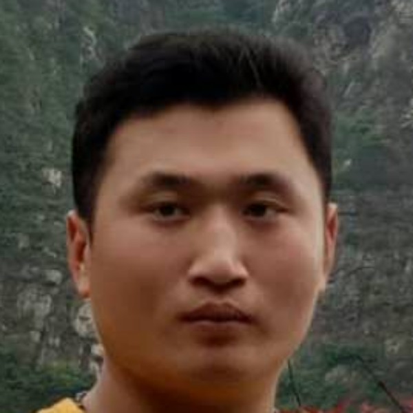 隐形和云朵的照片