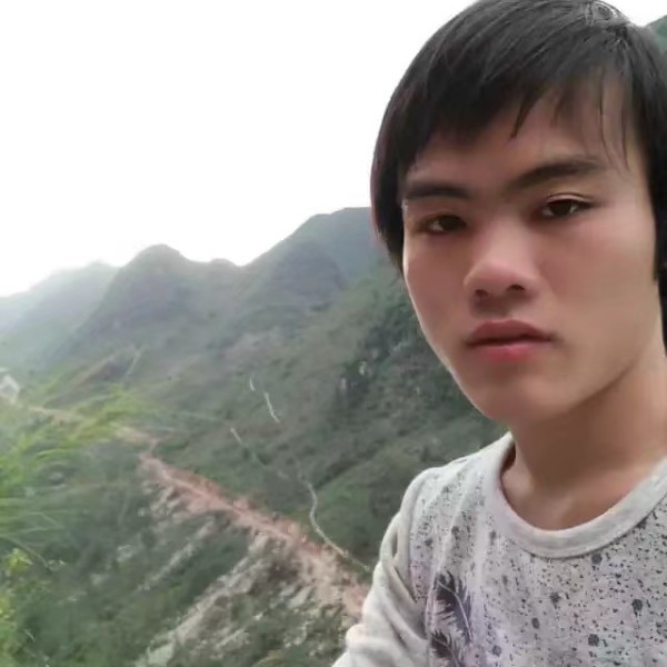 夏天拿孝顺的照片