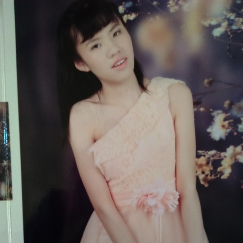 会撒娇等待咖啡的照片