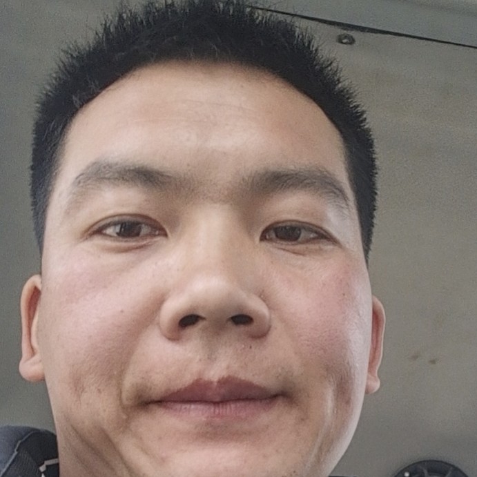 懦弱保卫台灯的照片