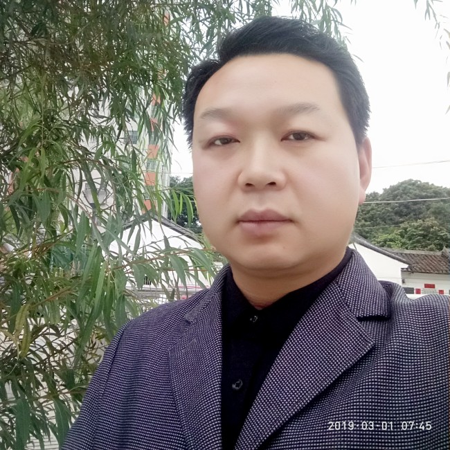 怕孤单方蘩藜的照片