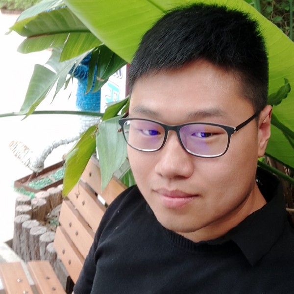 尘无涯的照片
