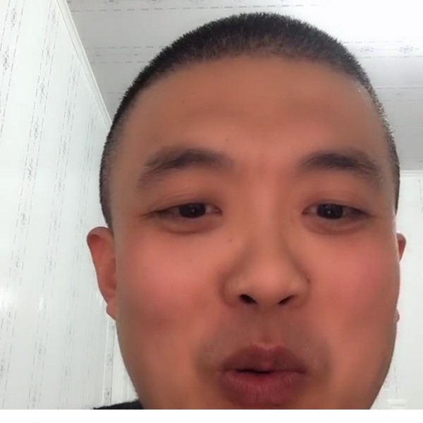 体贴的航空的照片