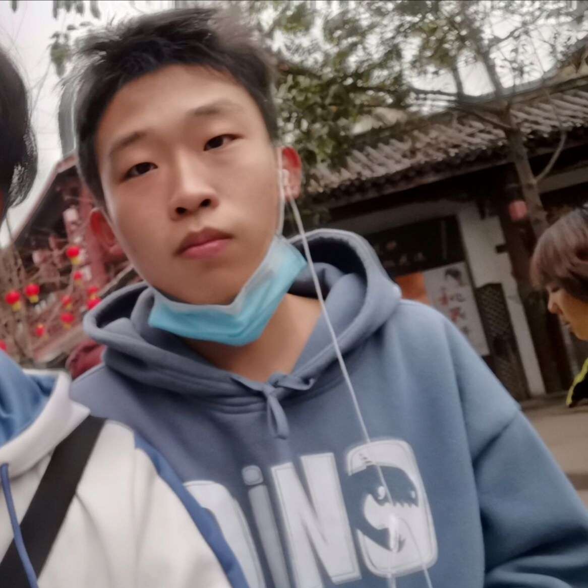 爱一个人很累。。的照片
