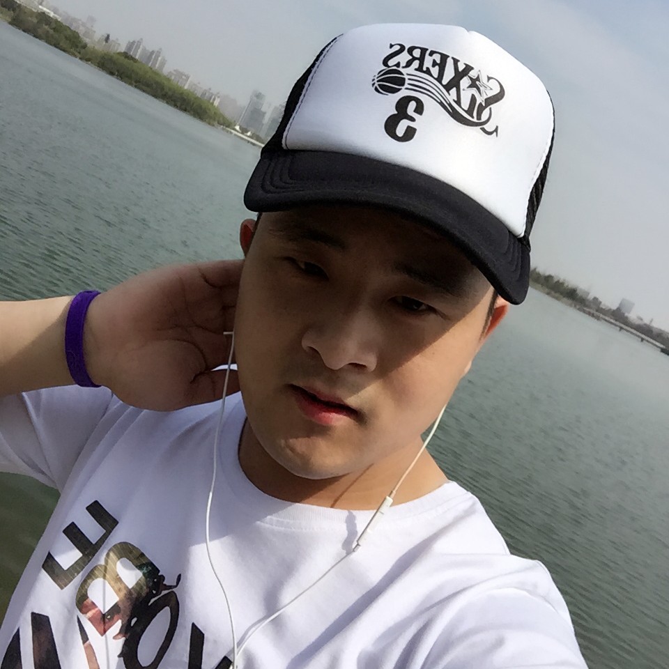 晨阳那坚定的照片