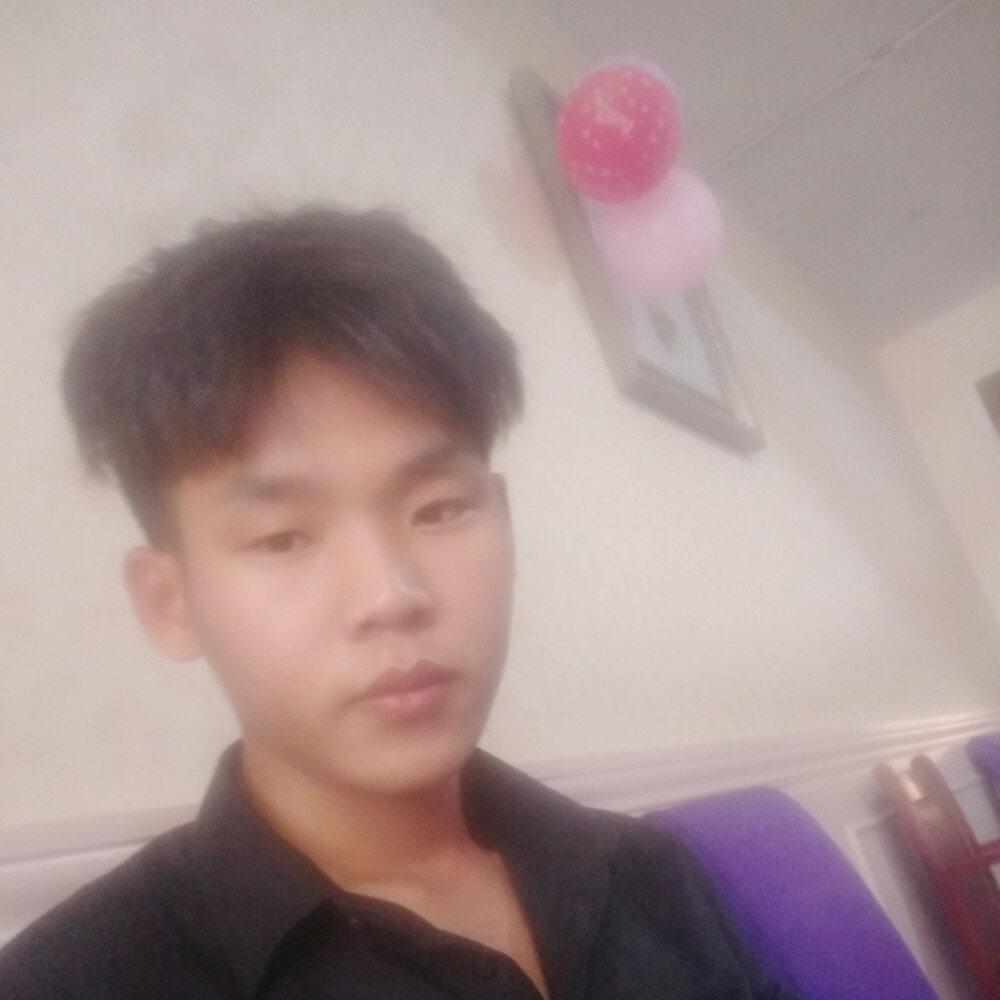 谨慎霓裳的照片