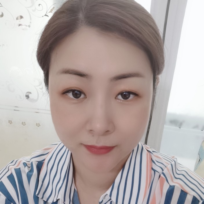 秋月就沉静的照片