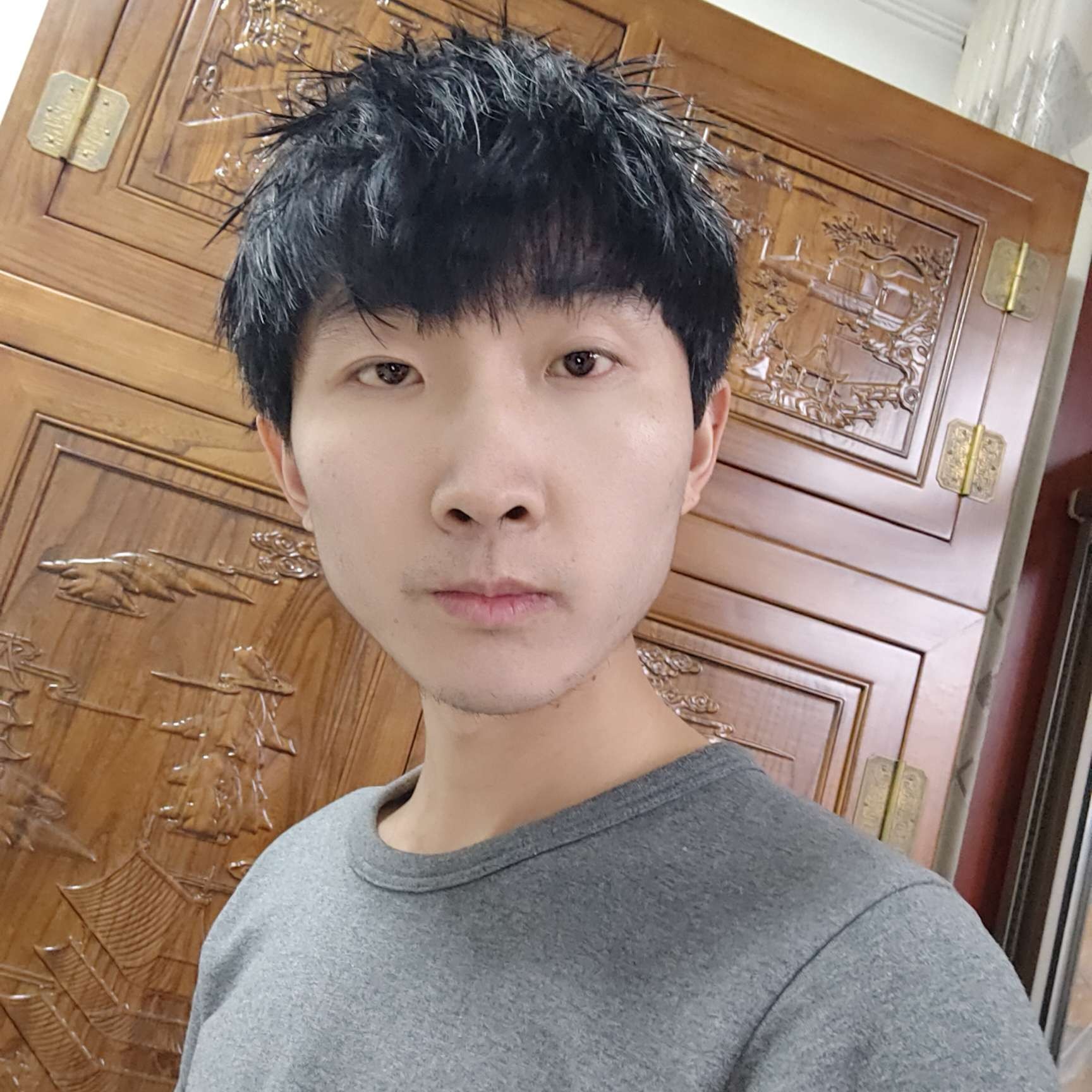 网络绅士的照片