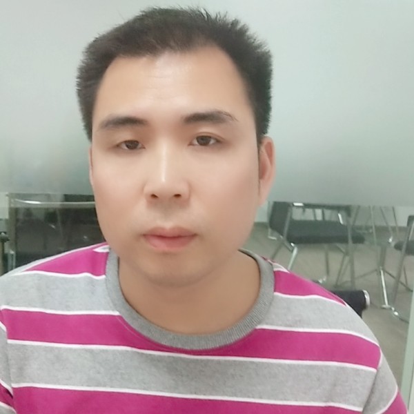 欣喜蹙眉半夏的照片