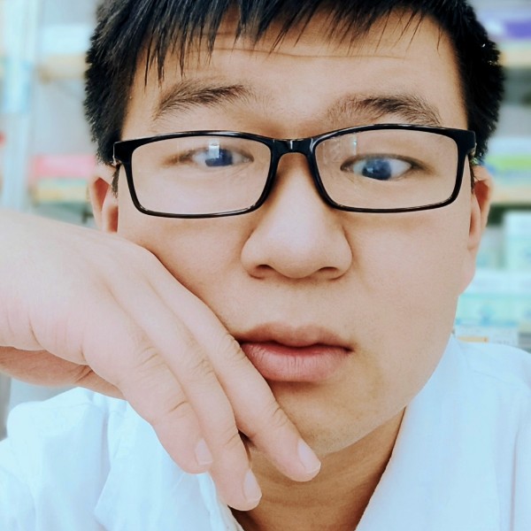 淋雨一直走123的照片