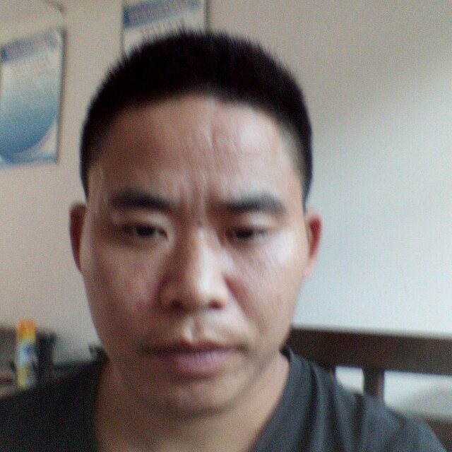 镜子凝眸动听的照片