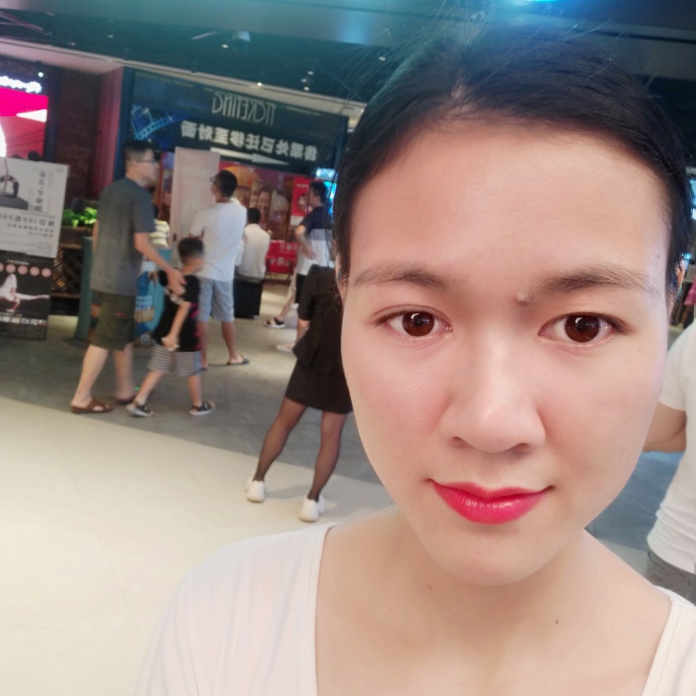 回忆里总是带着伤的照片