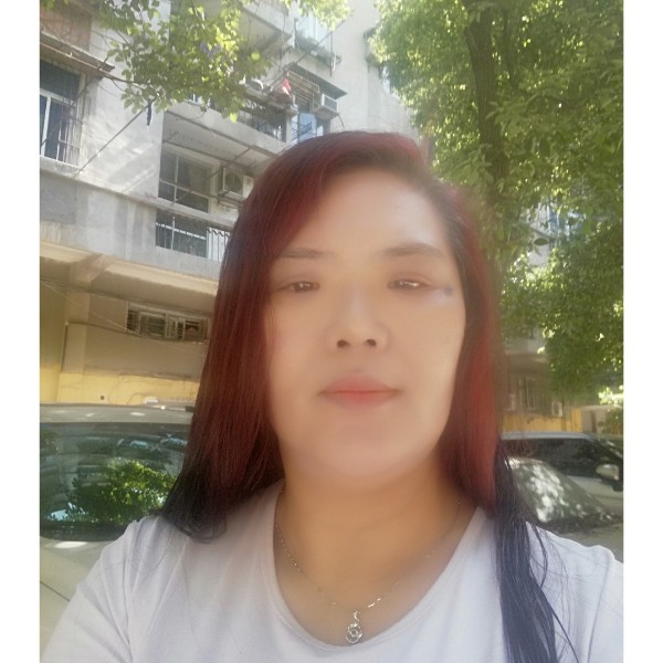 漂亮方青栀的照片