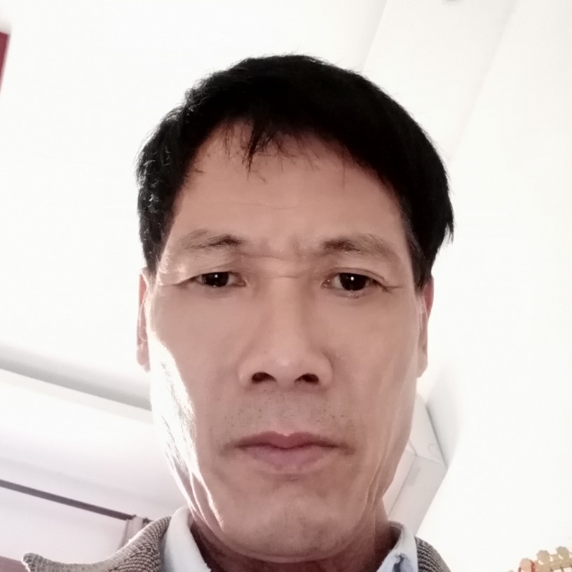老实浅吻学姐的照片