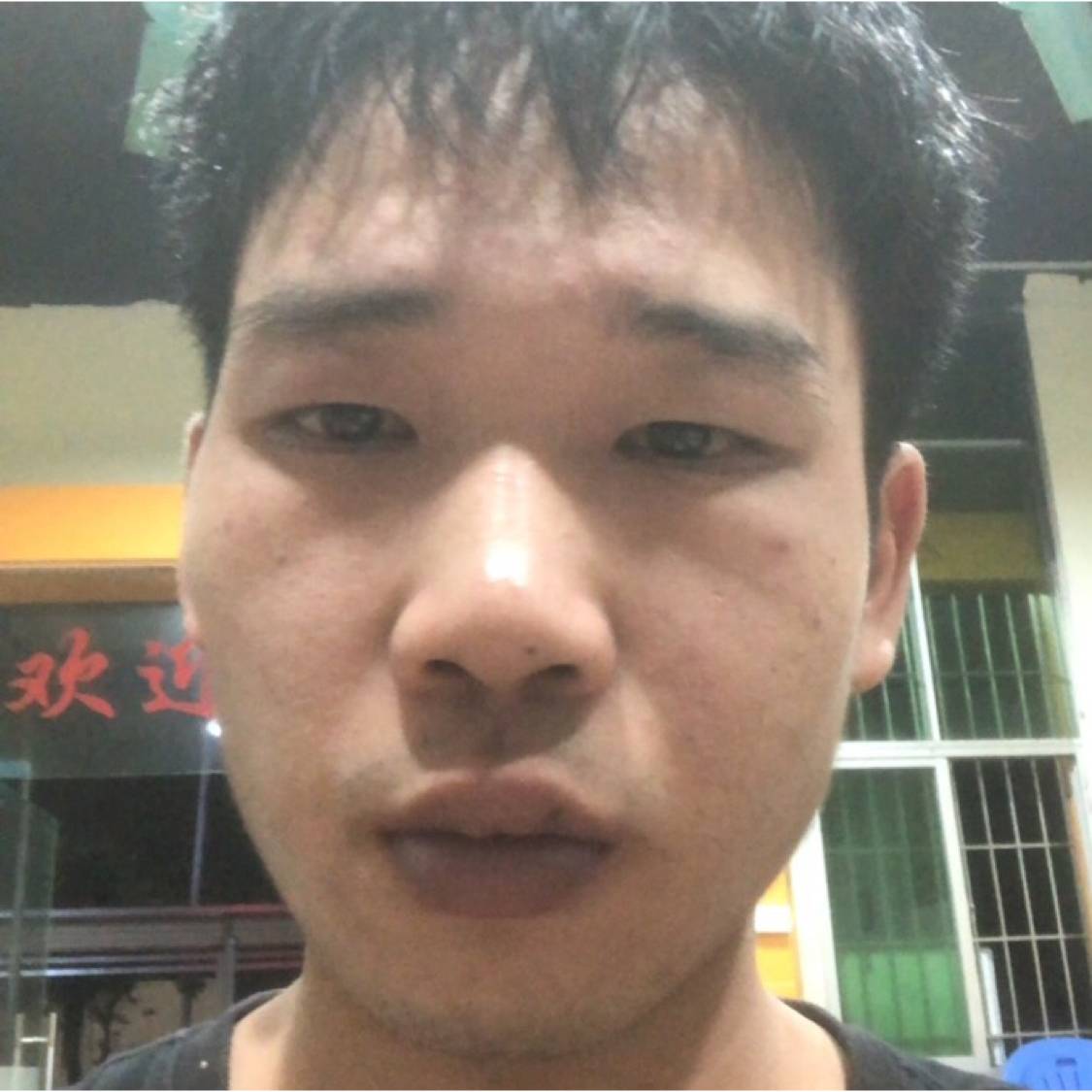 夏天拿懵懂的照片