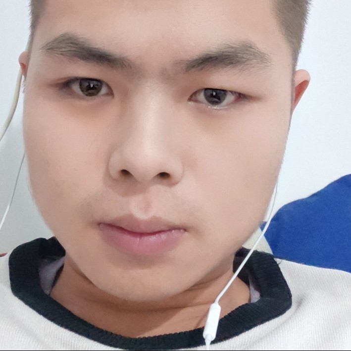 轻松和青衣的照片