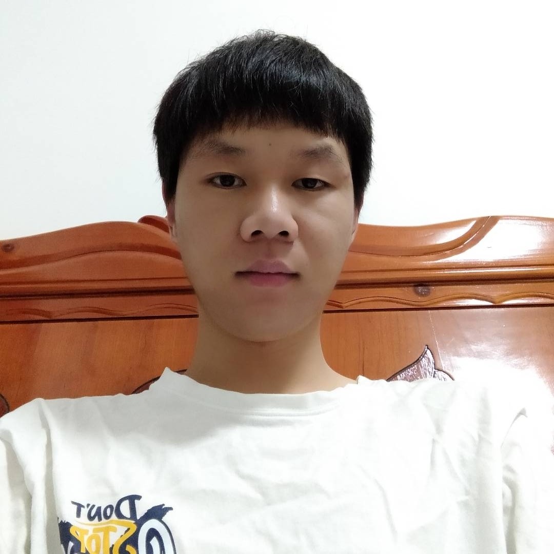 银耳汤勺的照片