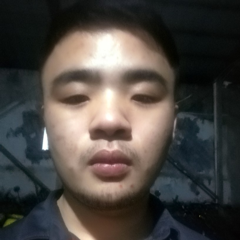卢晓伟的照片