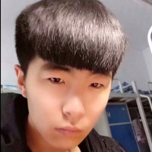 庆虎的照片