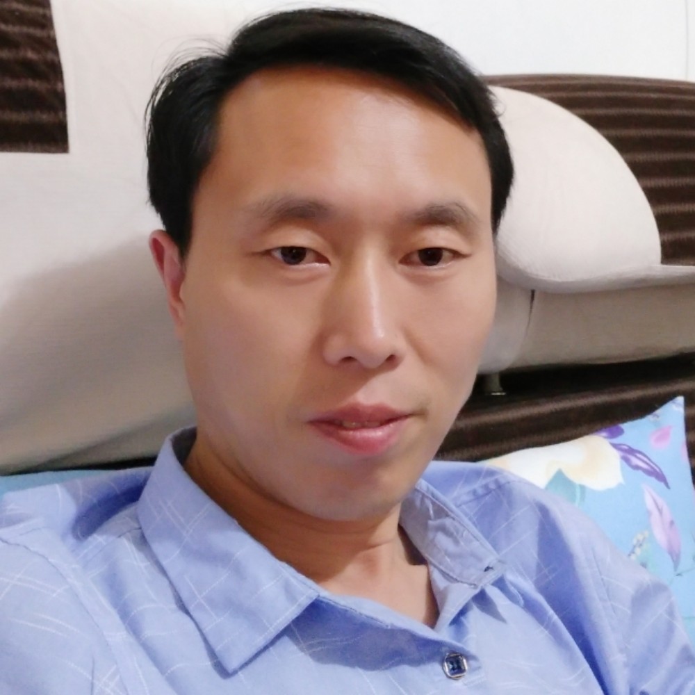 成信是金的照片
