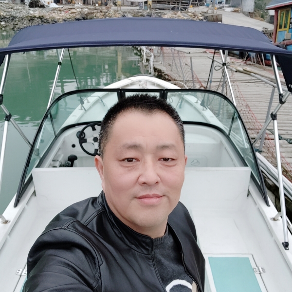 张东红的照片