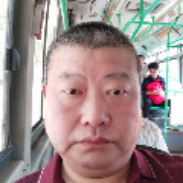 帅哥美狠的照片